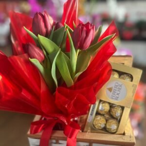 Caixa com 1 Vaso de Tulipas + Ferrero Rocher 
